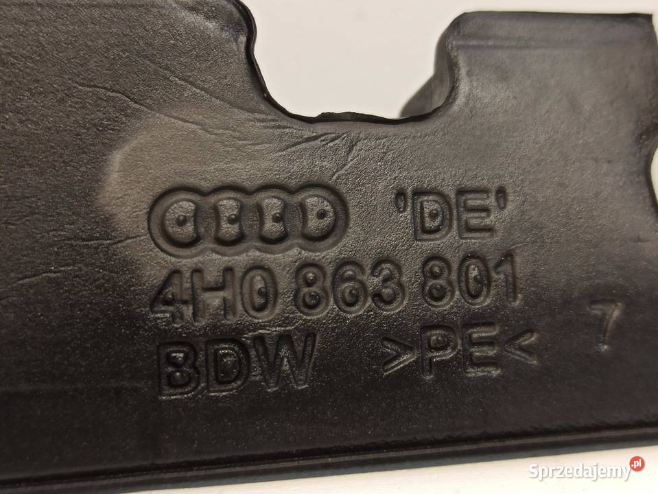 AUDI A8 D4 WYGŁUSZENIE SŁUPKA 4H0863801 dolnośląskie