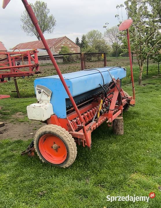 Siewnik zbożowy Isaria 6000S