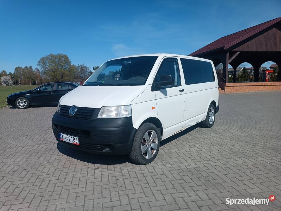 Volkswagen Transporter T5 brygadówka 6 osob Motoryzacja