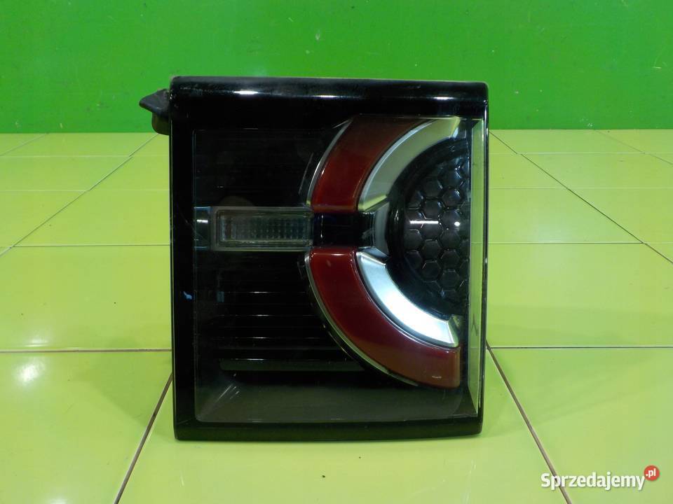 LAND ROVER DISCOVERY SPORT 20 TD4 lampa prawa Suków