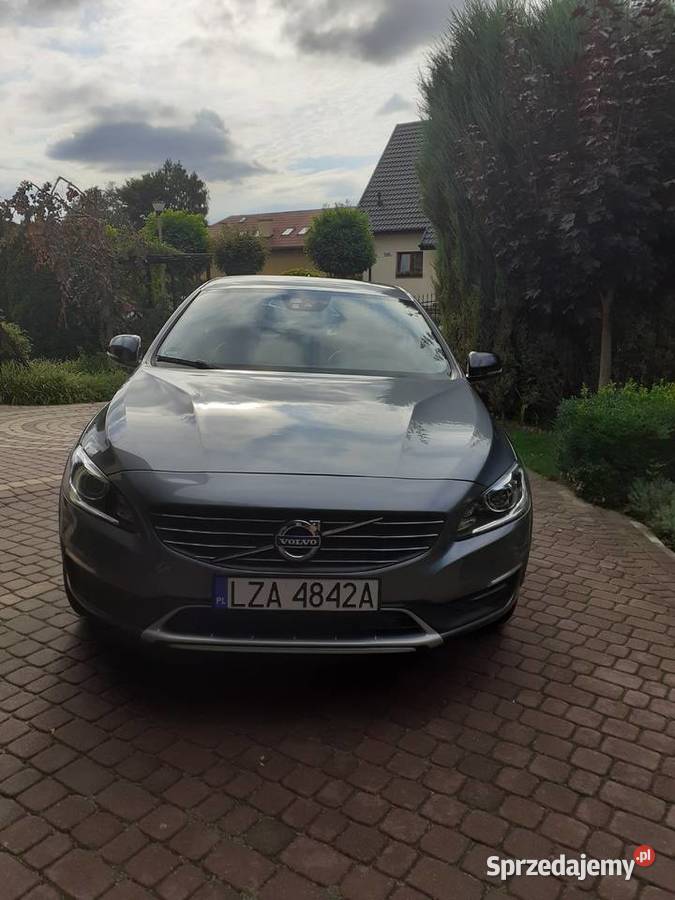 Volvo S60 Cross Country D4 VAT Rok produkcji 2016 lubelskie Zamość sprzedam