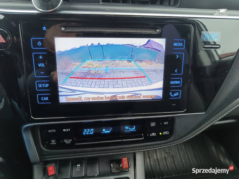 Toyota Auris 18 Premium hybryd CNG 2018 kombi CD Auris lubelskie