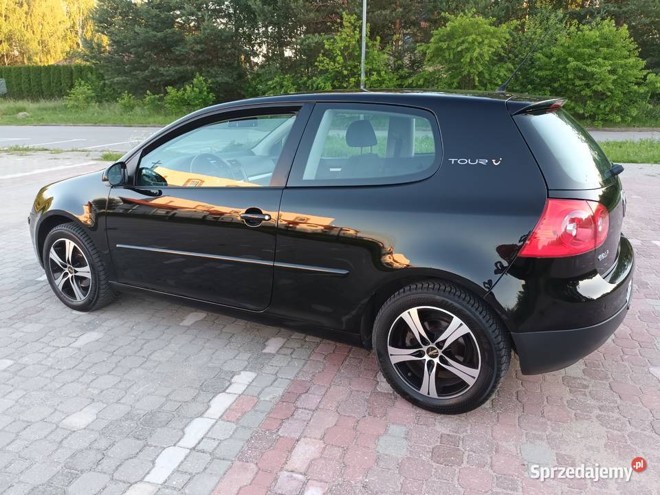 Piękny Golf V 14MPI80 166000 przebiegu Iszy benzyna Końskie