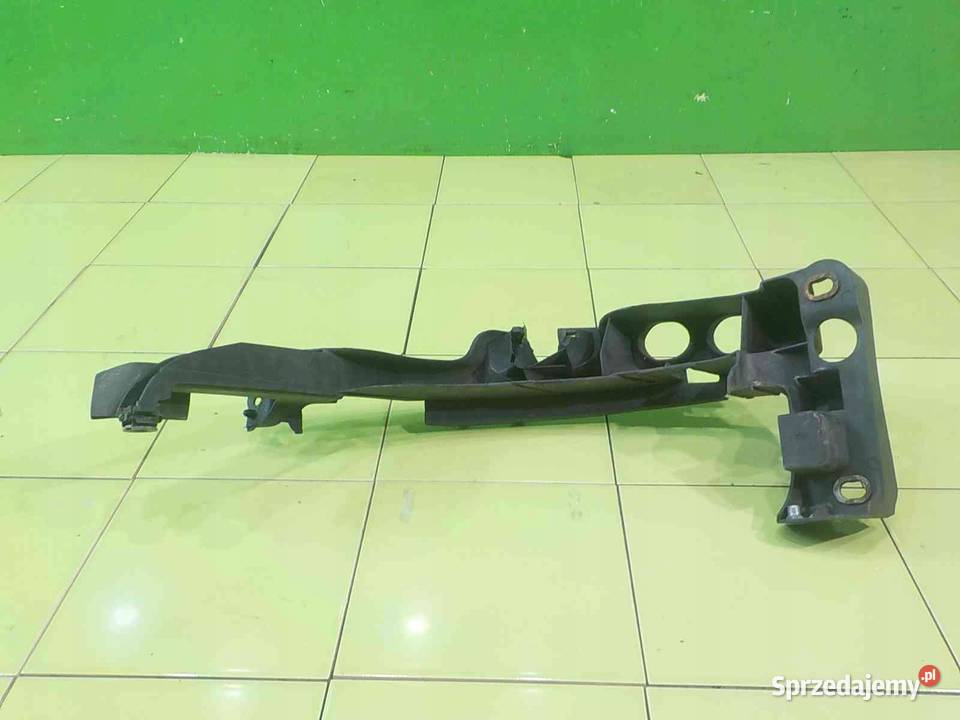 AUDI A3 8P II LIFT 14 TFSI 09r slizg pod lampe osobowe Lampy przednie Suków sprzedam