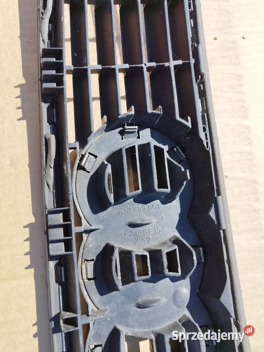 Grill Atrapa Logo 8d0853651 Audi a4