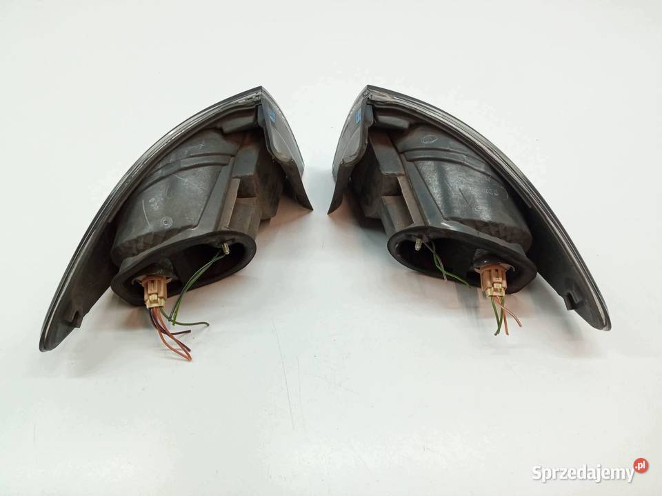 LAMPA TYŁ KOMPLET KOMBI Mazda 6 I 20022008 osobowe sprzedam
