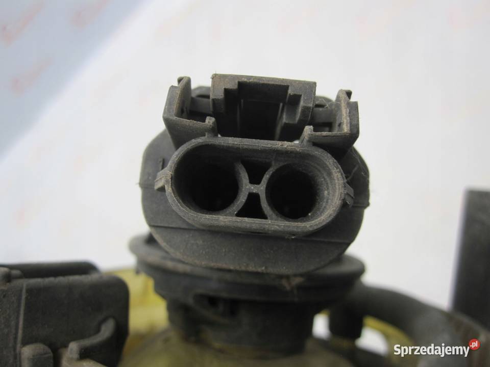 VW GOLF VI 11r halogen prawy przód 5K0941700 osobowe Kielce