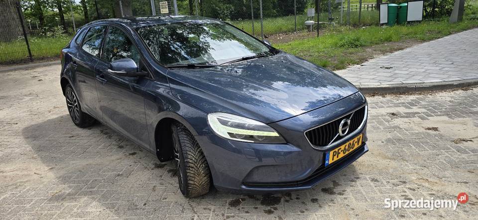 Volvo V40 2017 20 diesel automat Poznań