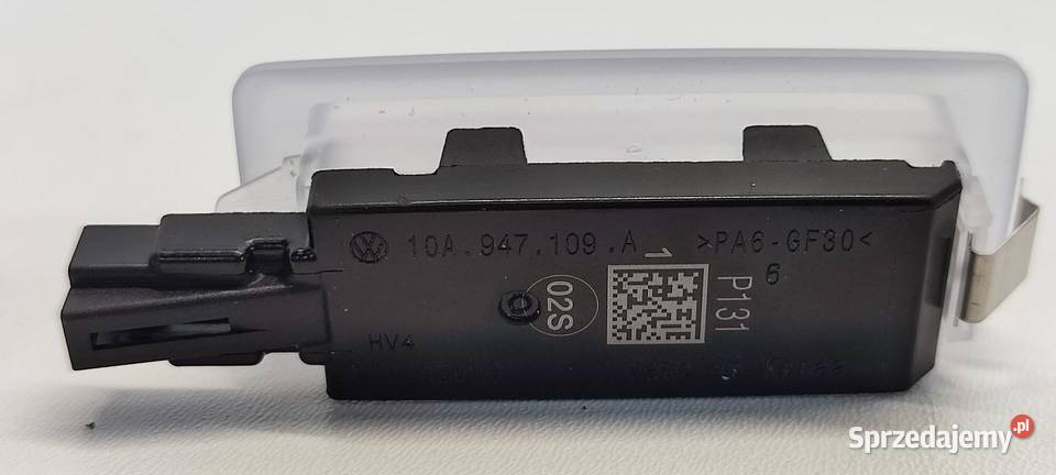 CUPRA FORMENTOR LAMPKA KABINY LED 10A947109A osobowe