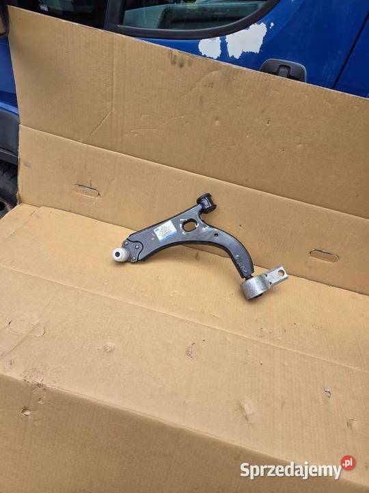 Wahacz lewy przód przedni Ford Fiesta MK6 sprzedam