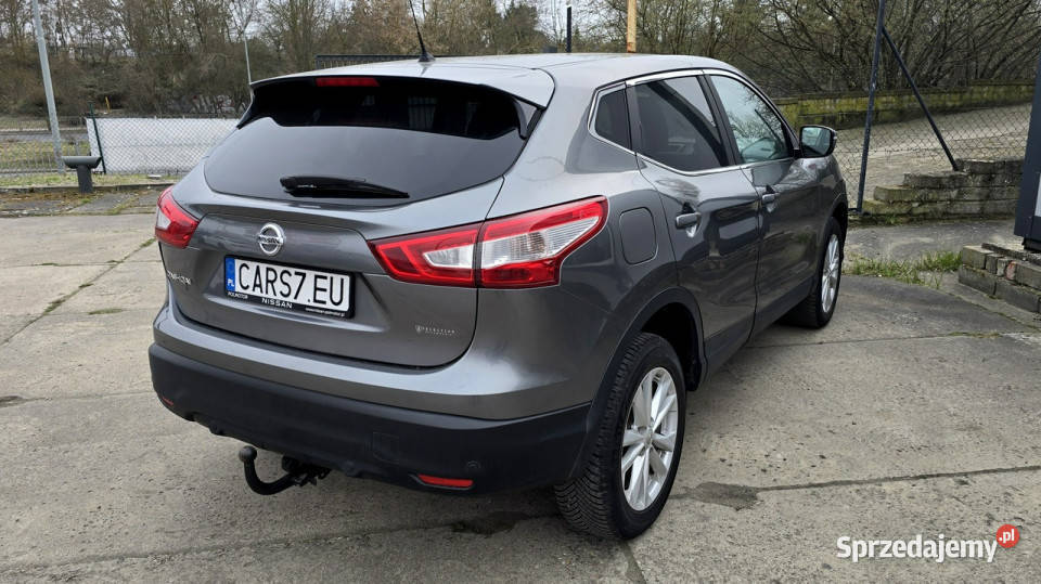 Nissan Qashqai panoramiczny dach kamera cofania