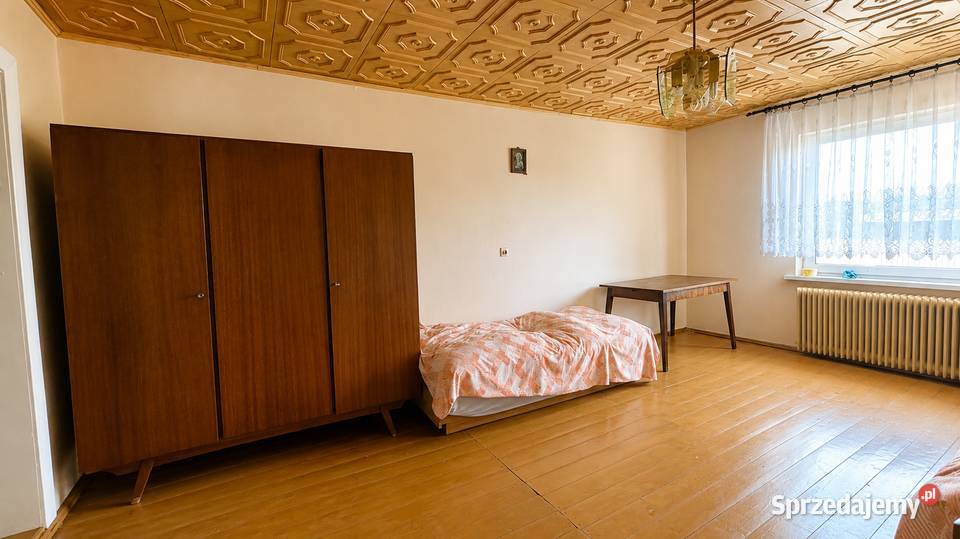 Dom z potencjałem i zabudowaniami gosporcymi 130m2 Sprzedaż Wolęcin