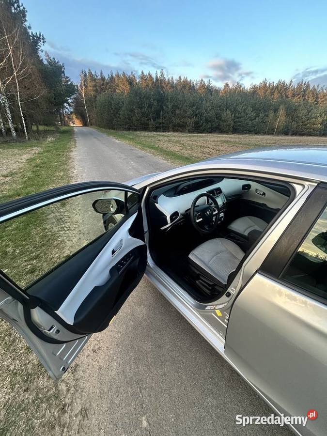 Toyota prius 18 benzyna hybrid Hajnówka