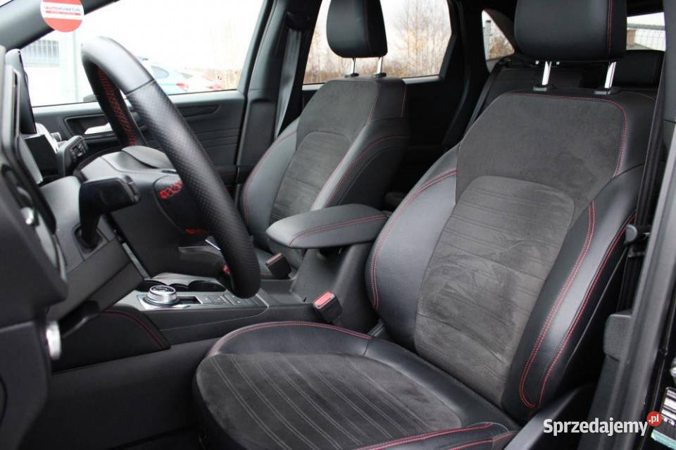 FORD Kuga 2022r BO Hybryda Alcantara Kamera Gdańsk sprzedam