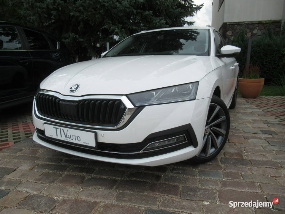 koda Octavia BEZWYPADKOWY Matrix LED Keyless światła przeciwmgielne