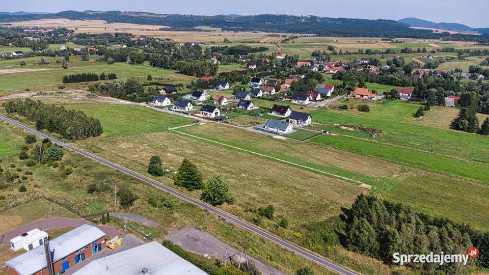 Działka budowlana w centrum Krzeszów sprzedam