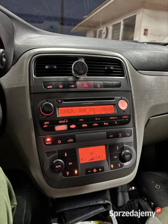 Niski potwierdzony przebieg 6 lat 1 właściciel diesel