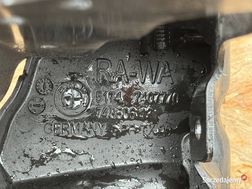 Okular mocowanie uchwyt prawy rh bmw g30 g31 Międzychód