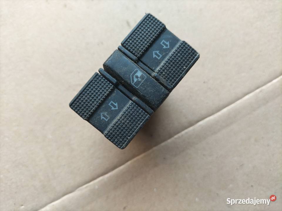 WŁĄCZNIK PANEL STEROWANIA SZYB SZYBY GOLF 3 Kamień-Kolonia sprzedam