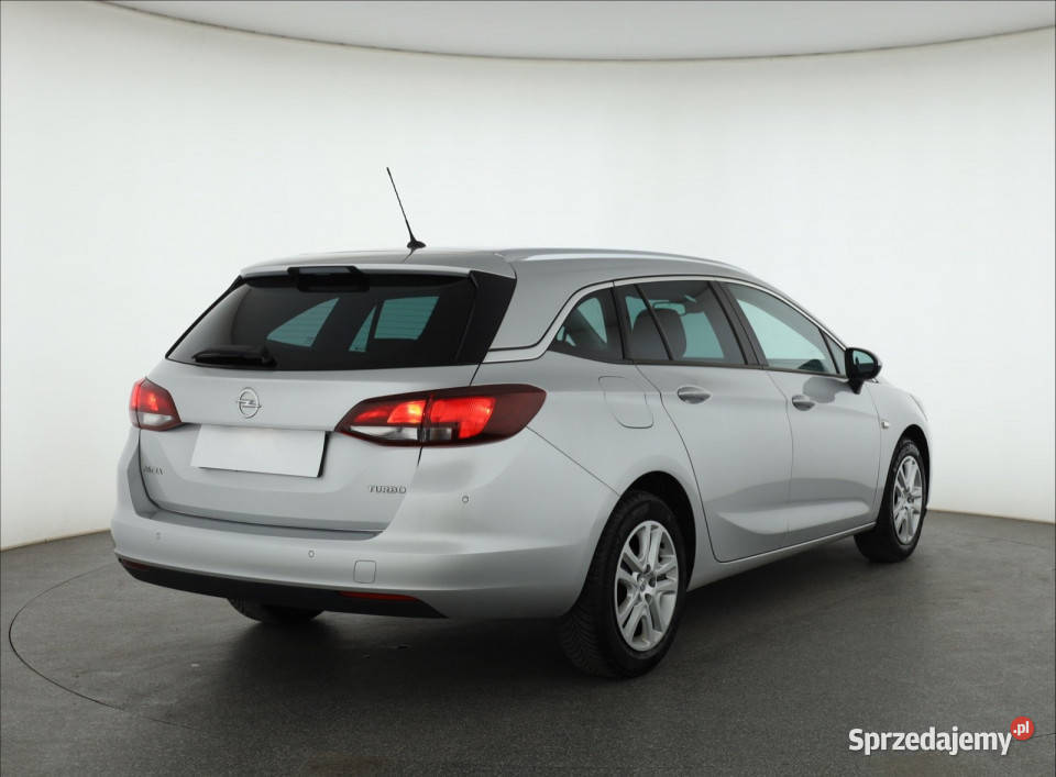 Opel Astra 14 T Piaseczno