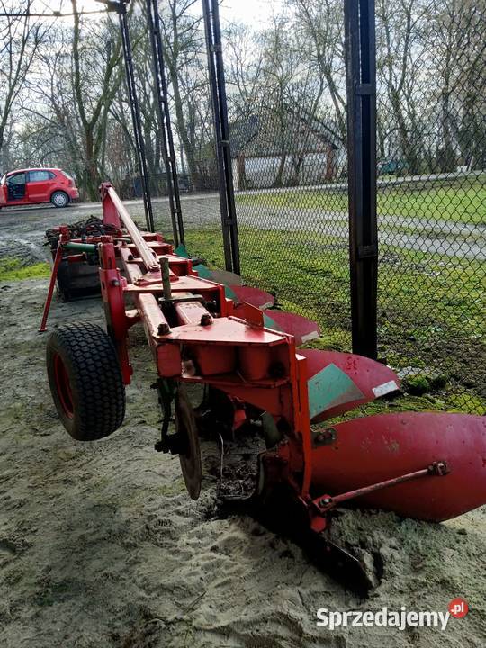 Pług zagonowy Unia Grudziądz TUR VARIO 5B Połaniec