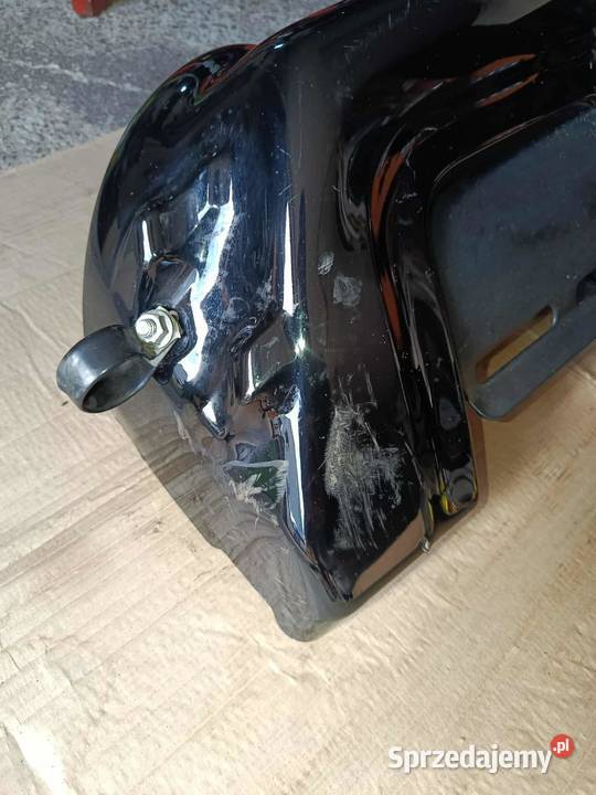 Harley 082013 gołębnik prawy osłona Trzciana