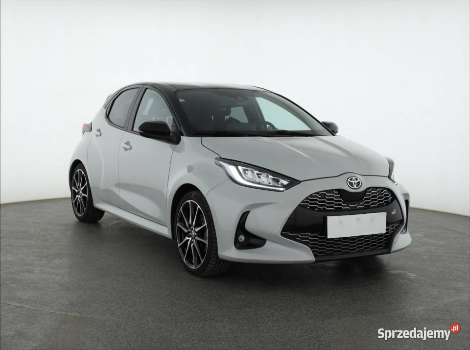 Toyota Yaris 15 VVTi Hybrid Piaseczno sprzedam