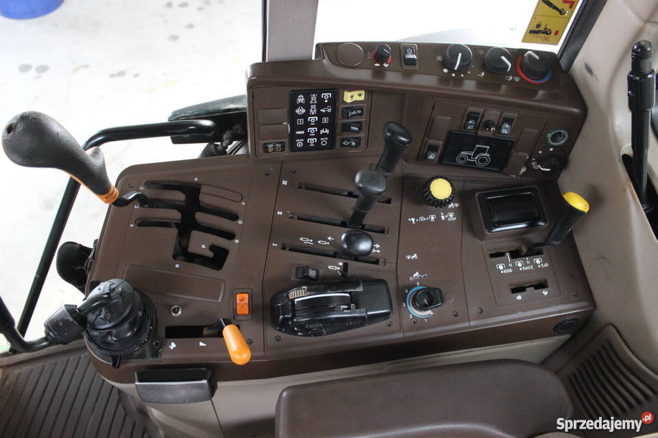 Ciągnik John Deere 6920 S Sokoły