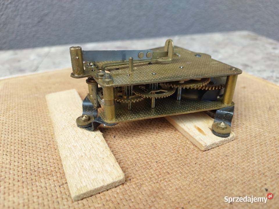 M210 Mechanizm starego zegara chodzik wskazówki Tczew sprzedam