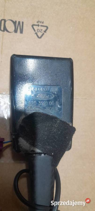 Sprzedam Klamra pasa przedniego i lewego pasa