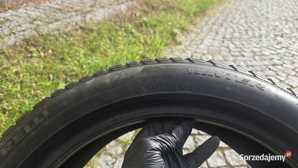 Pirelli Sottozero 3 21550 R18 92V Koszęcin