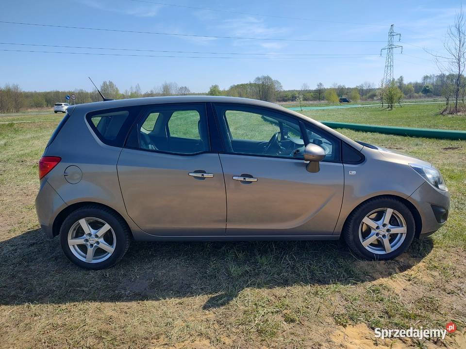 Opel Meriva wersja Cosmo Grudzień 2010 ładny