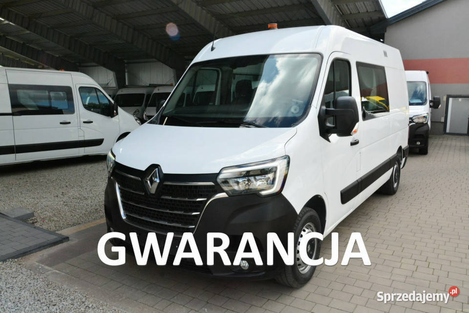Renault Master średniak 7 osobowy brygadówka Rok produkcji 2020 Warszawa