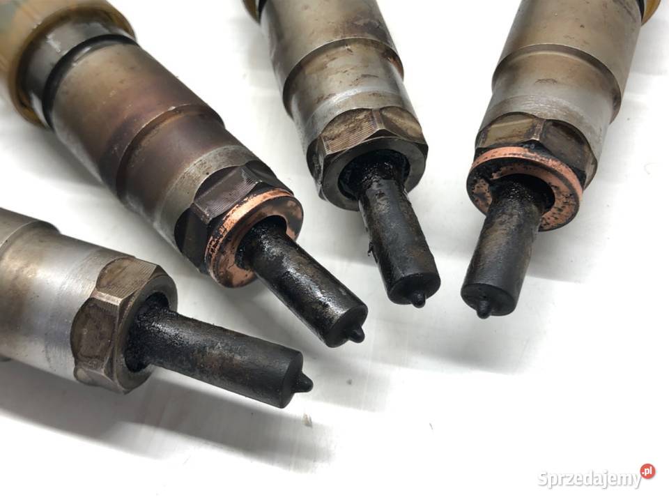 WTRYSKIWACZE KOMPLET FORD TRANSIT COURIER osobowe