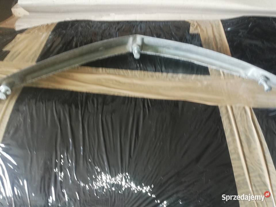 Warszawa 223m20 bumerang maski ze znalu