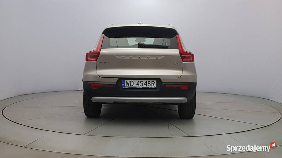 Volvo XC 40 B3 Core aut Z Polskiego Salonu Rok produkcji 2023 sprzedam