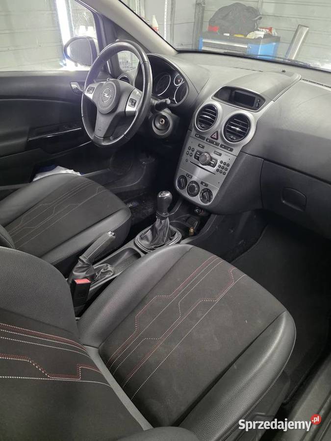 Corsa D 2012r 12 86 zLPG łódzkie sprzedam