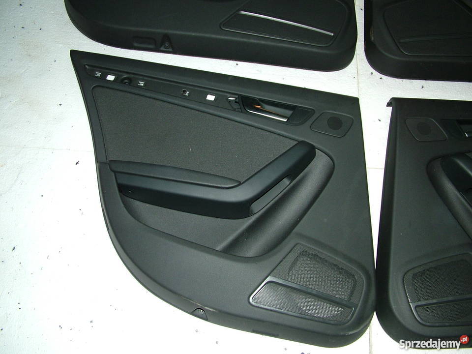 AUDI A4 B8 Tapicerka drzwi tył lewa prawa wielkopolskie Turek