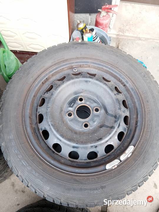 Koła zimowe 15 Toyta Aygo Yaris 4x100 ładne