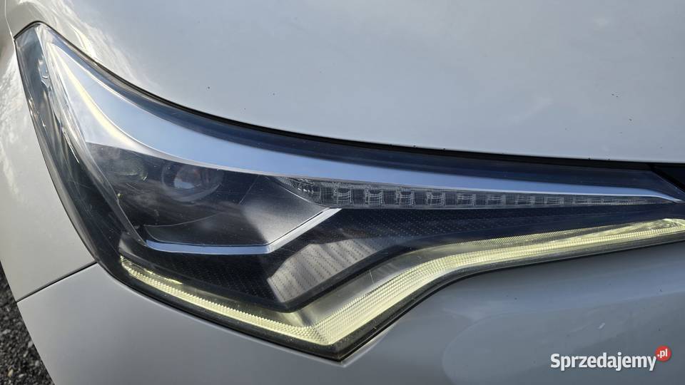 TOYOTA CHR 18 HYBRID nov v CZ JBL Rok produkcji 2018 Cieszyn