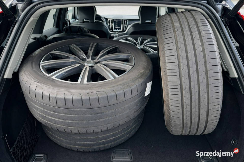 Volvo XC 60 II 2017 Sadlno
