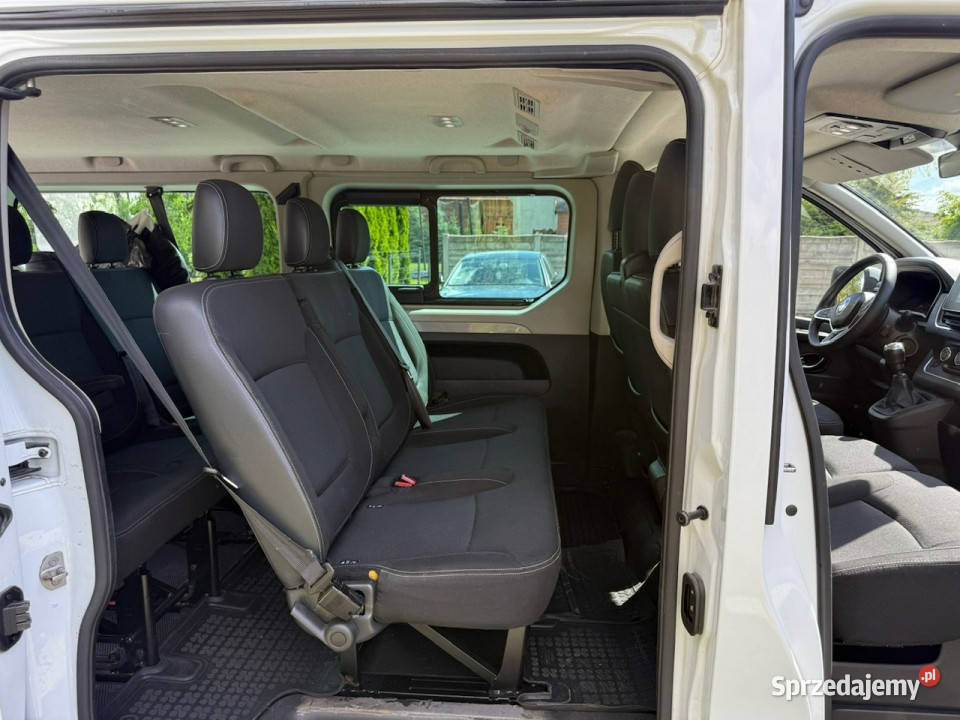 Renault Trafic 20dci 110 L2H1 LONG 9osobowy Syców sprzedam
