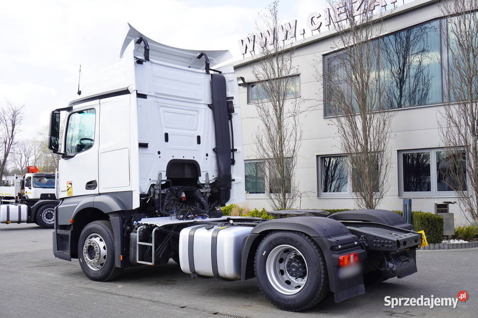 MercedesBenz Actros 1842 2024 170 3 sztuki249782 10364kg małopolskie Kraków