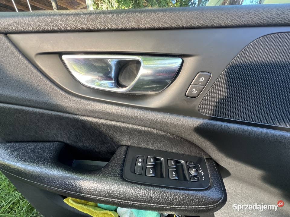 Volvo v60 2019 Gdynia sprzedam