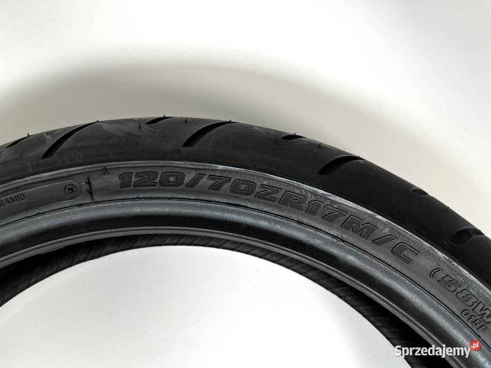 4453 Opona motocyklowa BRIDGESTONE BATTLAX Łobżenica sprzedam