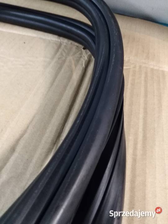 Fiat 125p fabrycznie nowa uszczelka szyby osobowe Chodzież