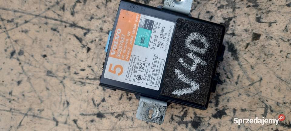 VOLVO V40 S40 I moduł zamka 30857627 osobowe Motoryzacja Kielce sprzedam