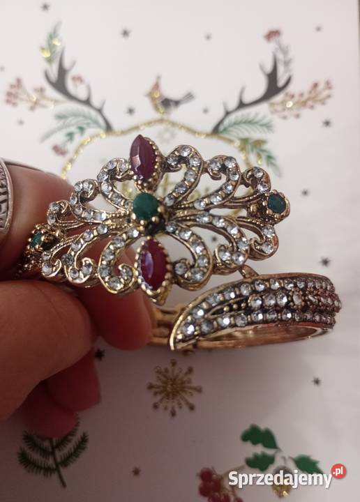 Piękna lśniąca bransoletka mankietowa styl Białystok