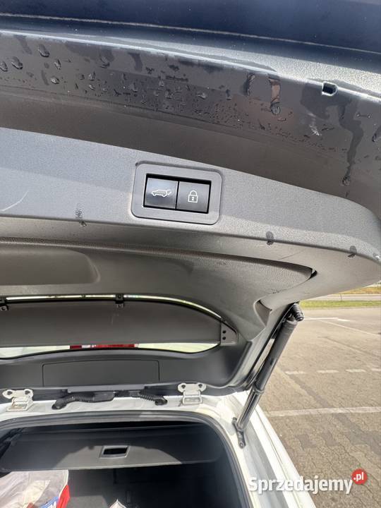 Toyota Corolla wielofunkcyjna kierownica Marki