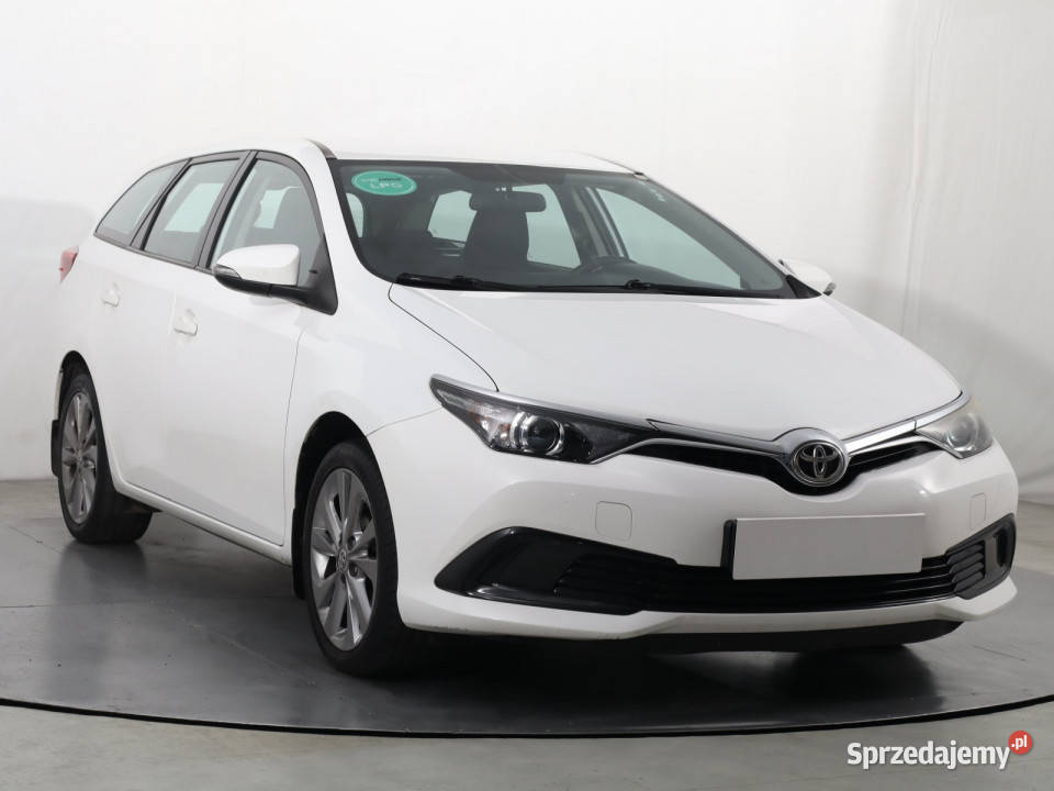 Toyota Auris 16 Valvematic radio